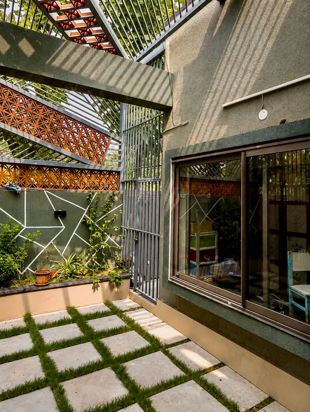 Courtyard House gallery image 3